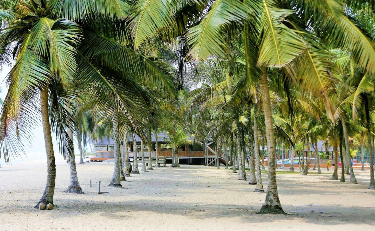 Maaha Beach Resort Anochi Exterior photo